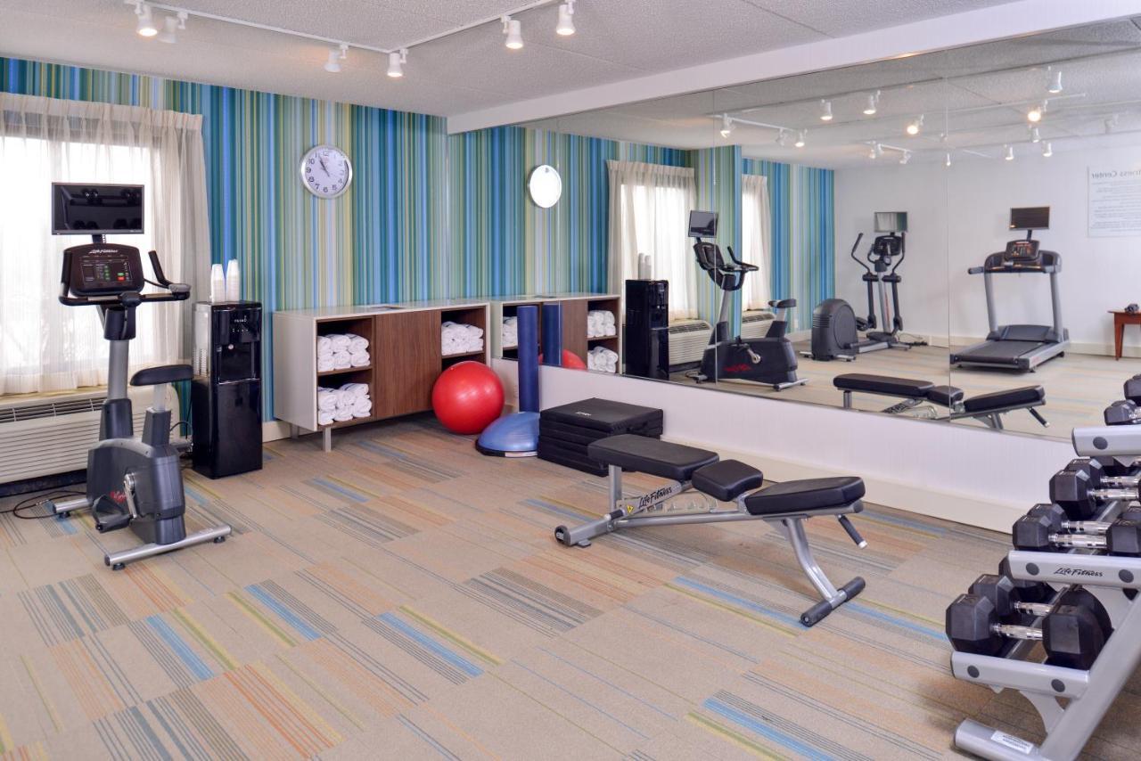 Hotel Express - Area By Ihg 3*